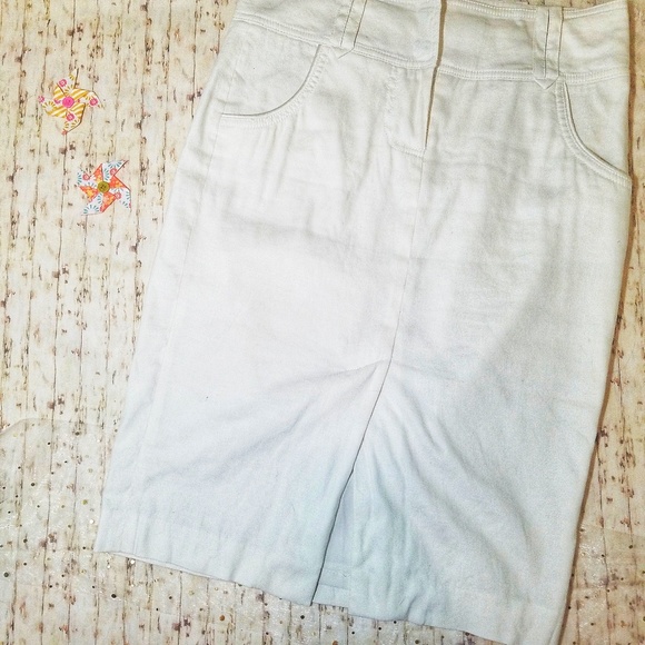 bebe Dresses & Skirts - Bebe White Linen Blend Pencil Skirt 6 EUC